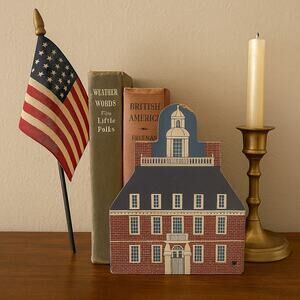 Cat’s Meow Vintage 1993 Williamsburg Series Governor’s Palace Shelf Sitter